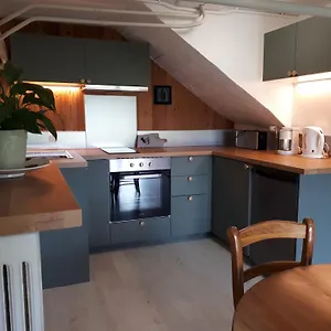 Bel Rez-de-jardin Appartement